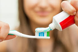 How to Choose the Right Toothpaste for Eliminating Bad Breath