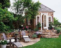 Gazebo Landscaping Ideas: Enhancing Your Outdoor Ambiance